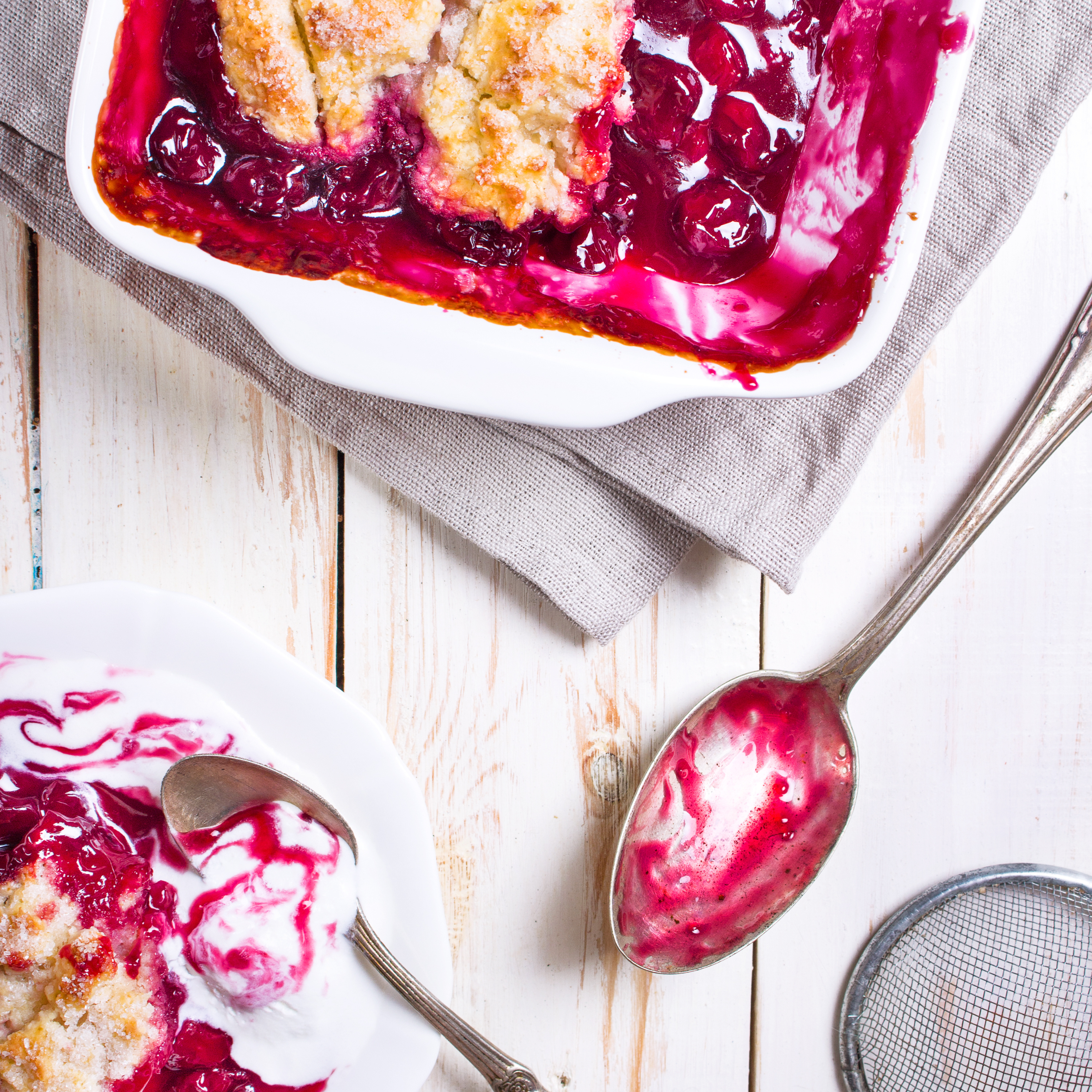 Recette de cobbler aux pommes et aux petits fruits